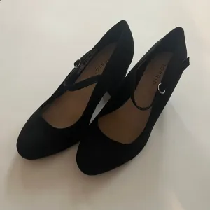 Black Shoes Heels Block Torrid, Size 9
