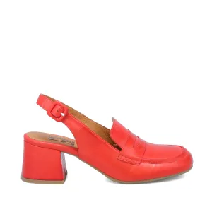 Miz Mooz Women's Satire in Scarlet