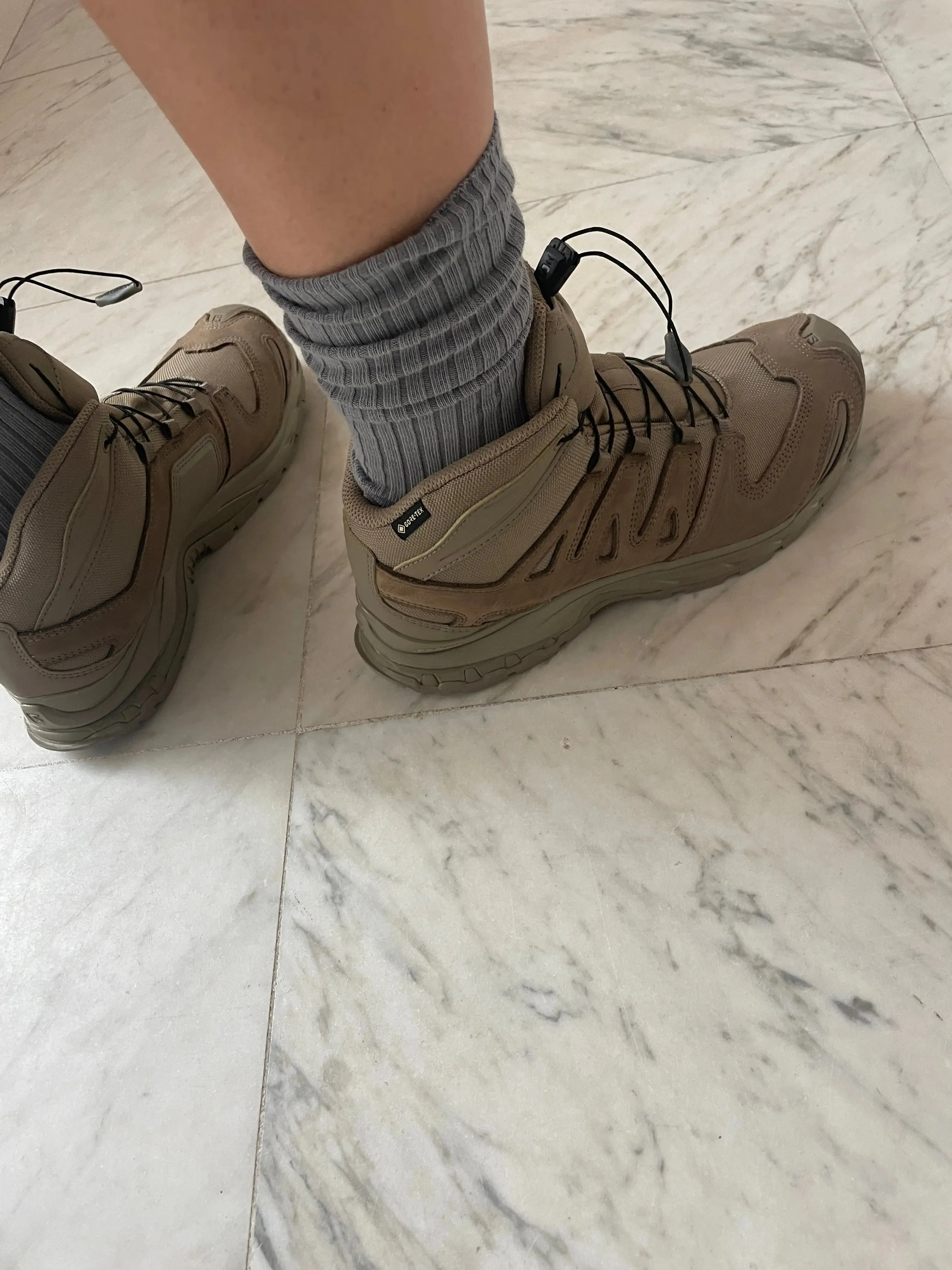Salomon Trekking Boots, Argile