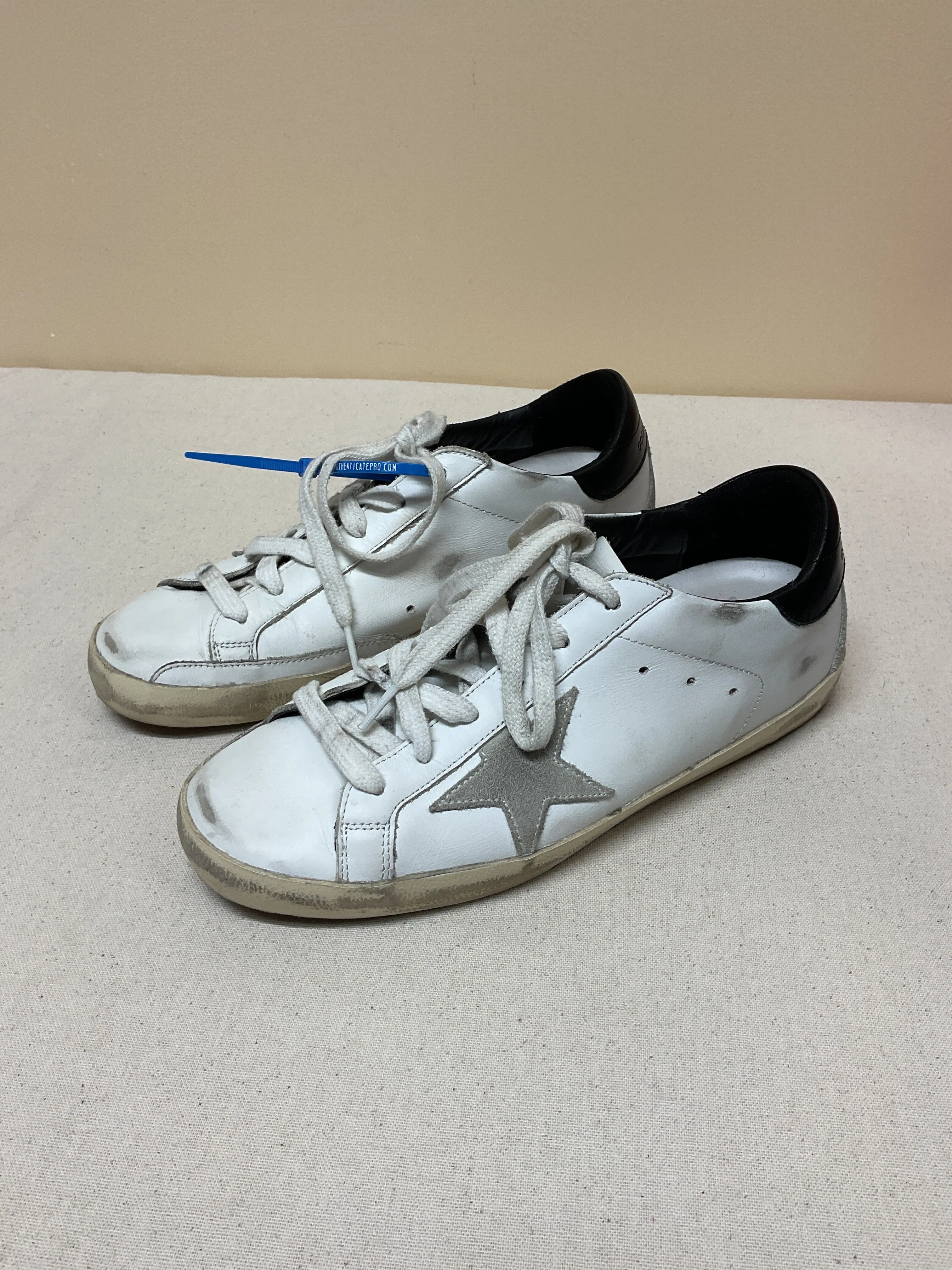 Shoes Luxury Designer By Golden Goose In White, Size:9