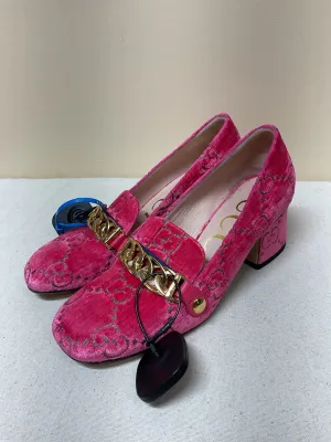 Shoes Luxury Designer By Gucci In Pink, Size:6