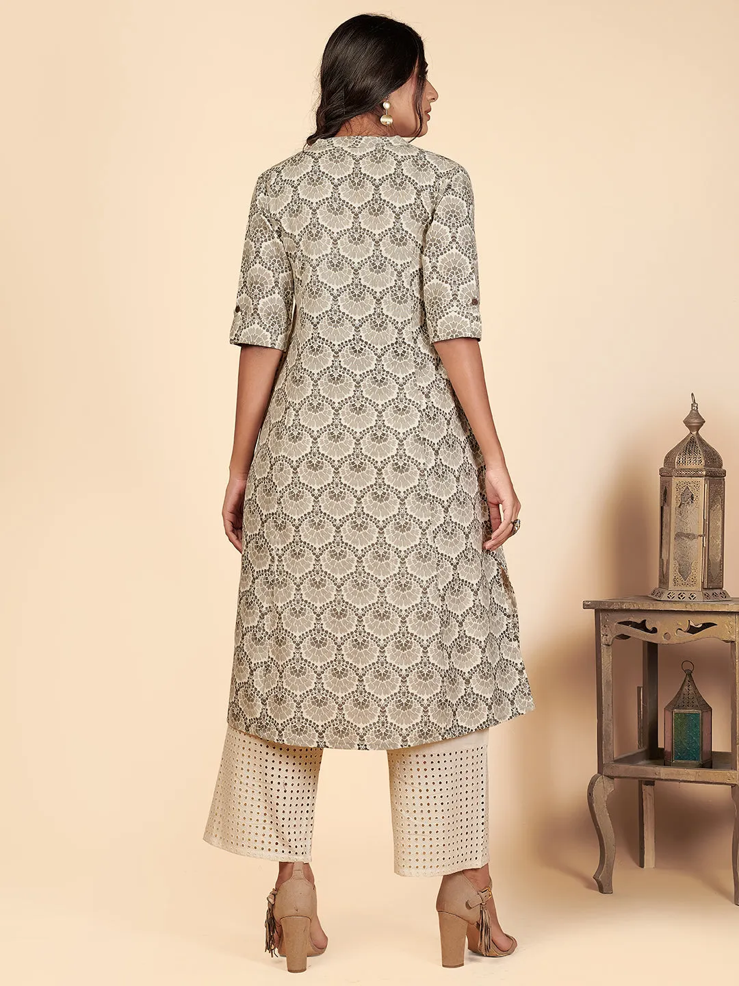 Women'S Printed A-Line Cotton Grey Stitched Kurta With Multiple Slit