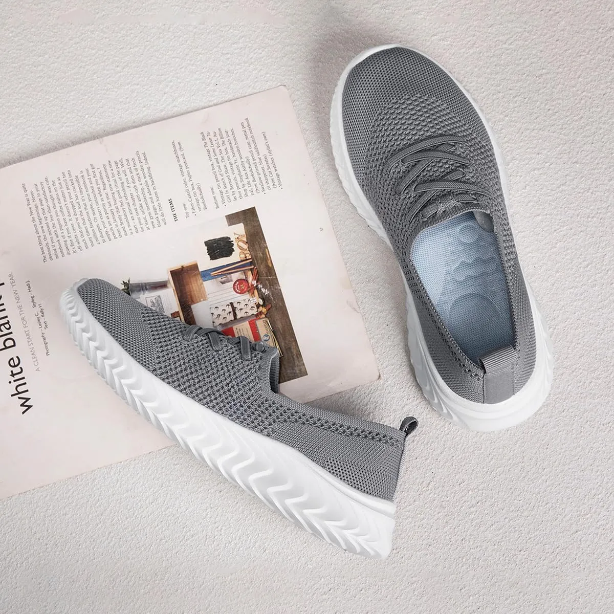 Women's Slip on Walking Athletic Tennis Shoes Running Sneakers Non Slip Hands Free Gym Sports Lightweight Breathable Casual Fashion Comfortable Mesh